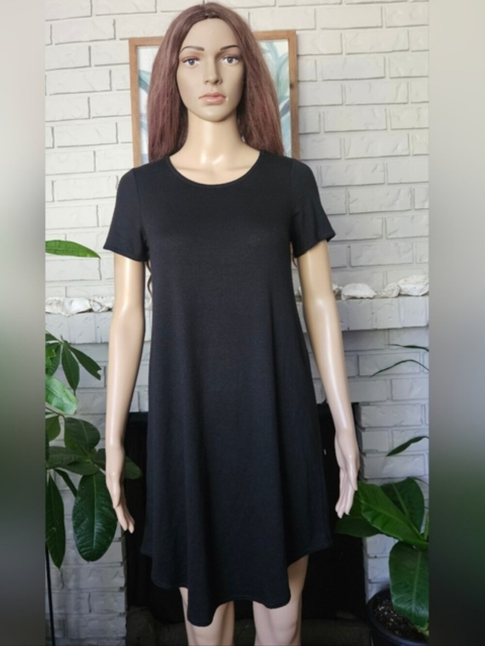 Aritzia Wilfred Swing Dress Classic Black Short Sleeve Midi